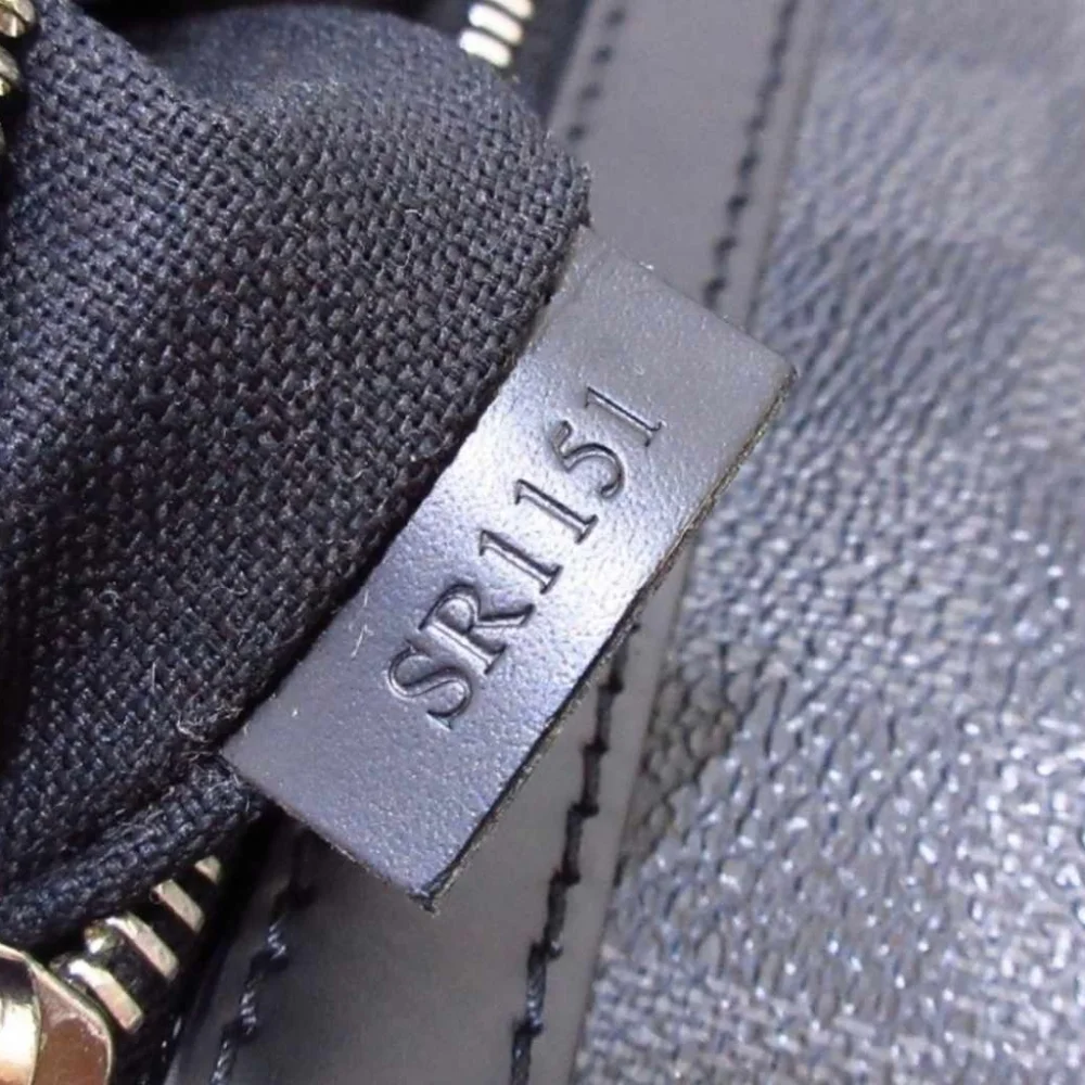 🔥🔥Hot Sale 🔥🔥Like New Authentic Louis Vuitton Shoulder Bag - Picture 5 of 6